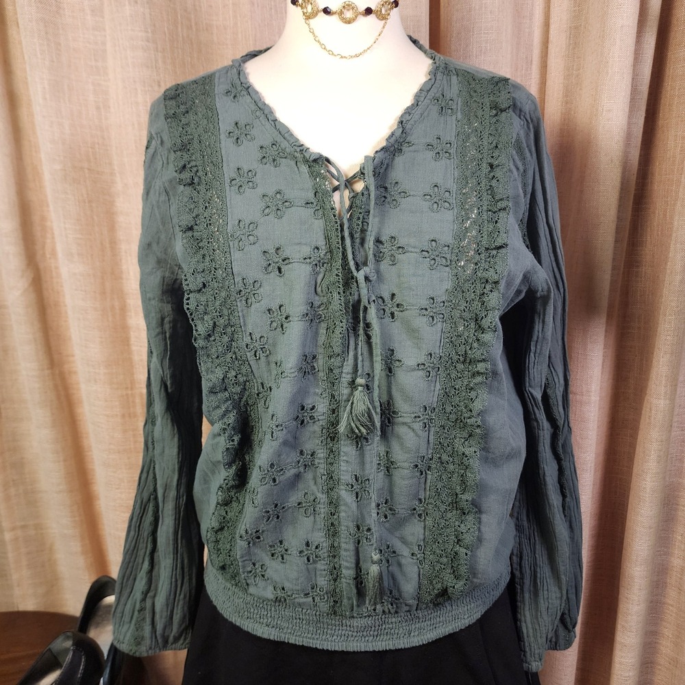 American Eagle Green Embroidered Lace Boho Blouse XL Tassel Fairy Grunge